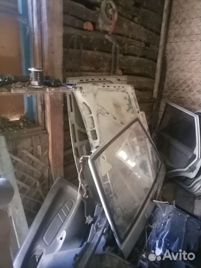 Продам по запчастям документы движок невплохом сос