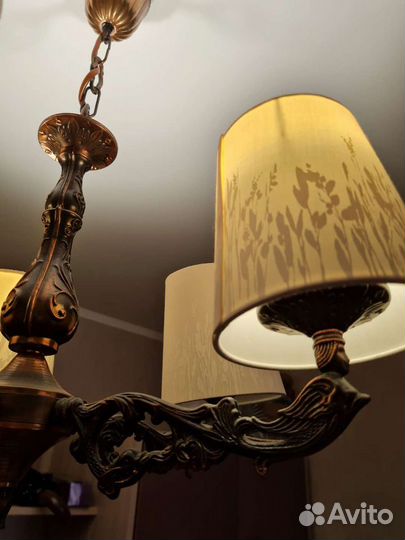 Люстра потолочная