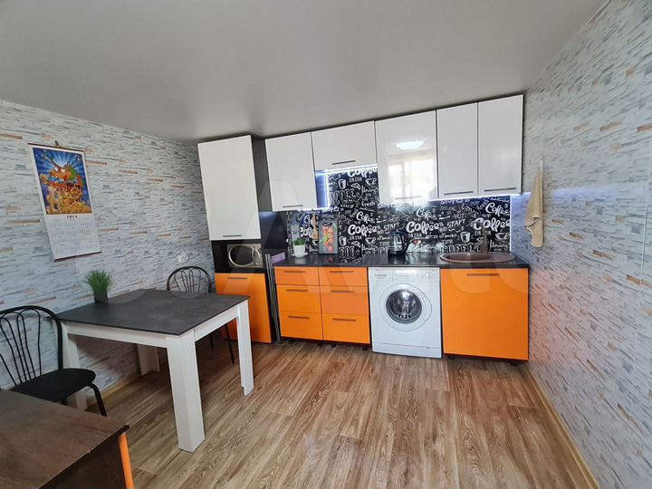 Квартира-студия, 54 м², 2/2 эт.