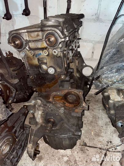Двигатель Chrysler Voyager 3 (1995 - 2001) 2.4