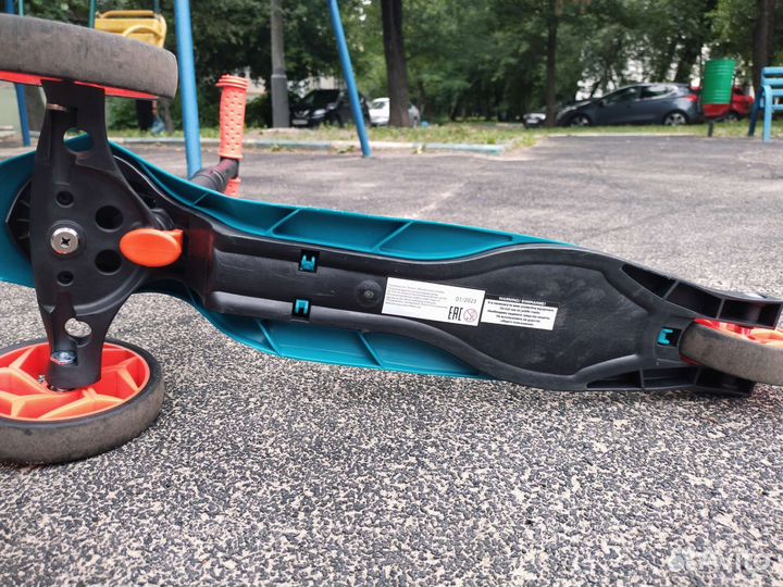 Самокат детский трехколесный