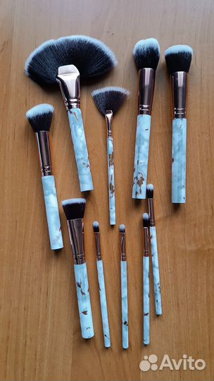 Набор кистей для макияжа