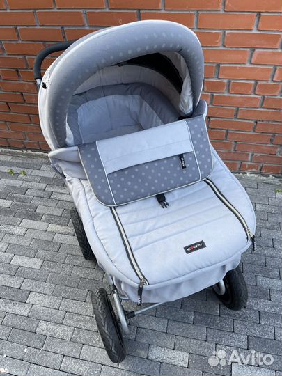 Коляска 3 в 1