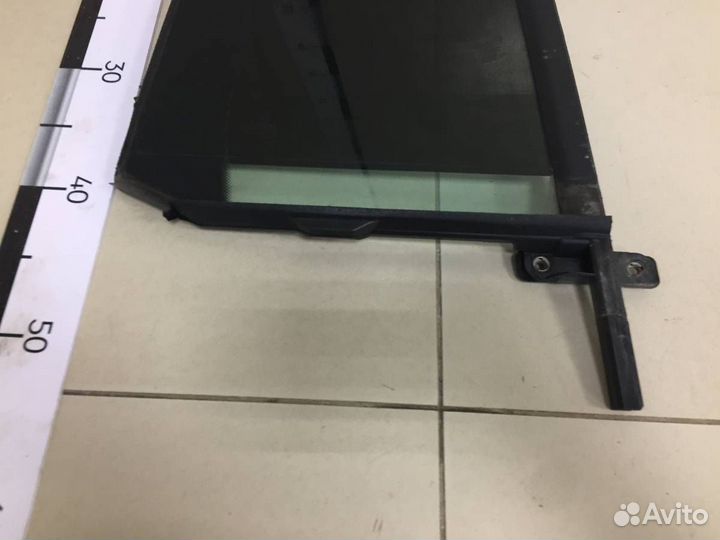 Стекло двери задней правой форточка Volkswagen Tig
