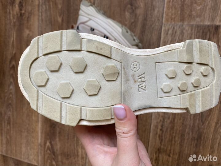 Ботинки Zara для девочки