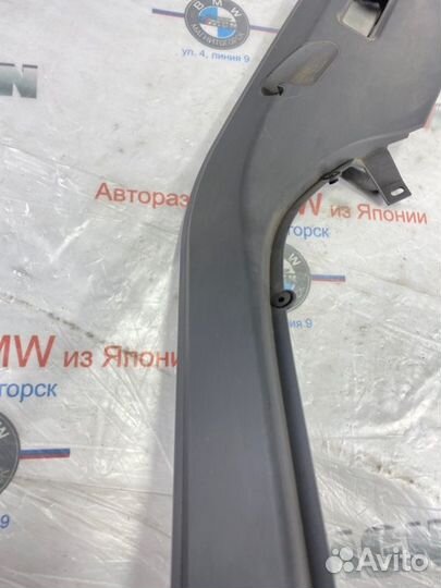 Обшивка левая Bmw Х3 E83 M54B30 2006