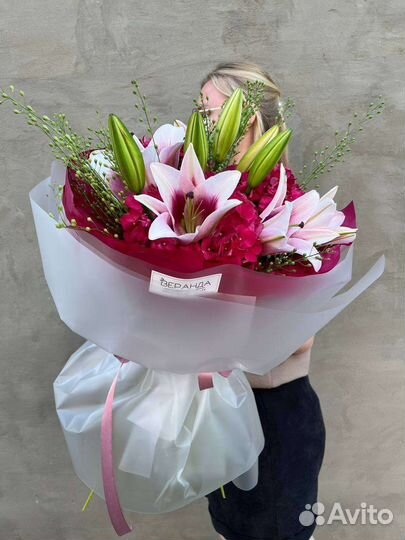 Гортензии и Лилии