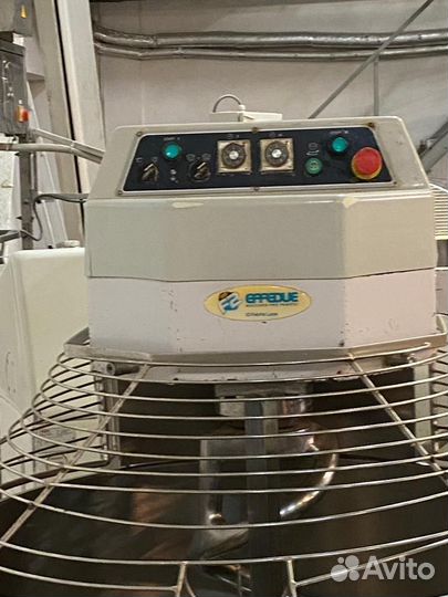 Самоопрокидывающийся тестомес Effedue