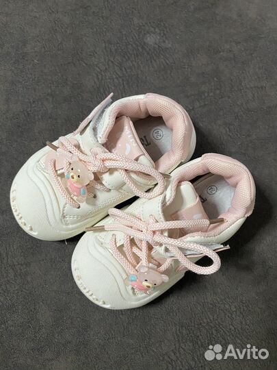 Кроссовки детские 24 размер для девочки
