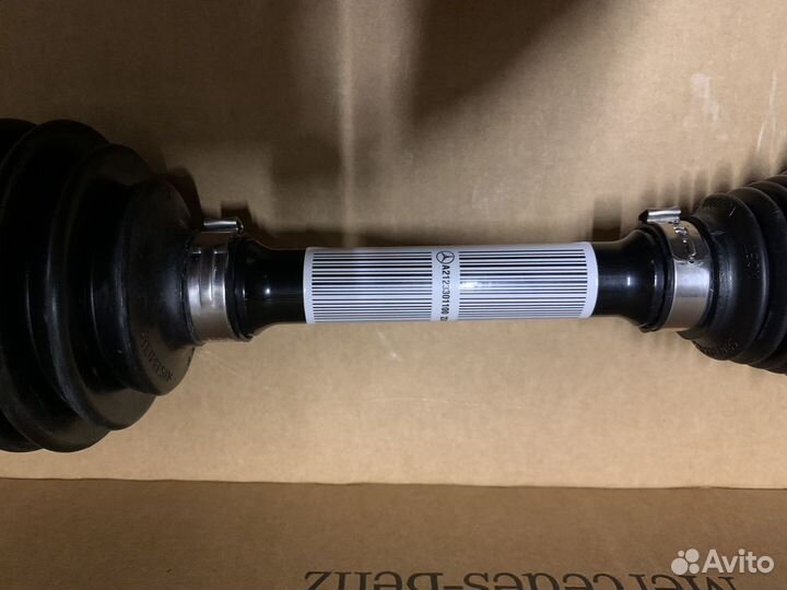 Шрус передний правый Mercedes W212 A2123301100