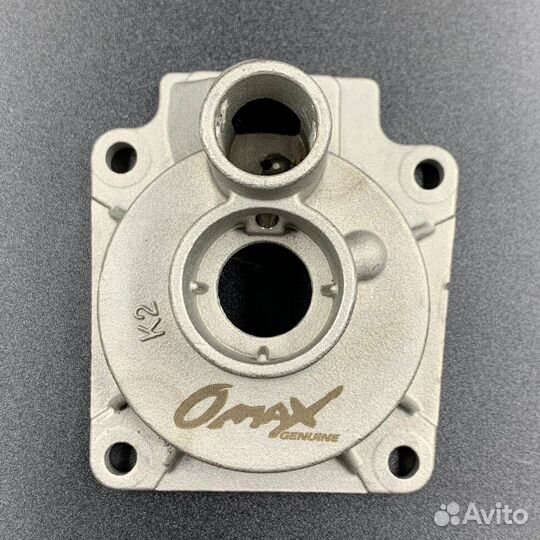 Корпус помпы охлаждения Suzuki DT20-40, DF40-50 (1