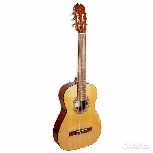 Классическая гитара Admira Fiesta 7/8