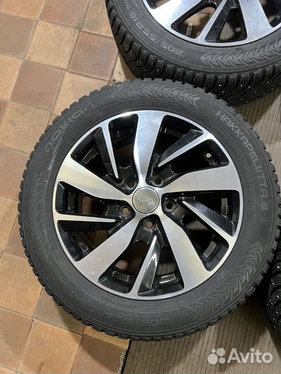 Зимний комплект R16 5/114.3 цо67.1 Hakka 8