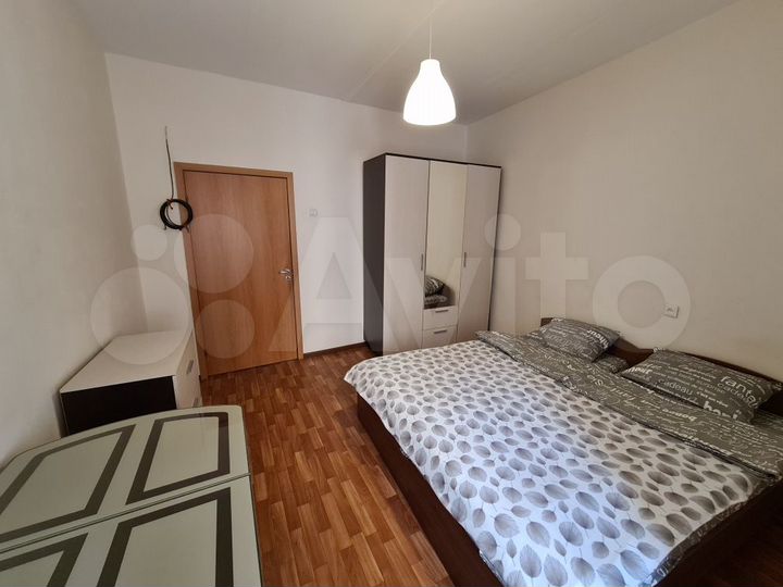 3-к. квартира, 90 м², 1/5 эт.