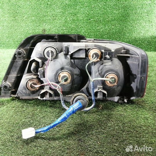 Стоп-сигнал левый Toyota Chaser JZX105 1JZ-GE 1999