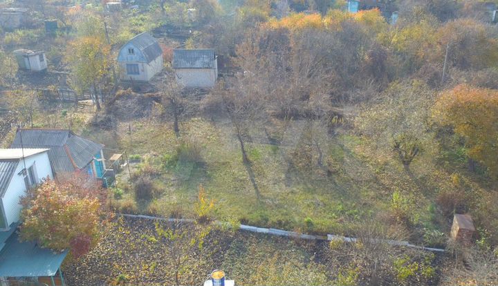 Дача 20 м² на участке 7 сот.