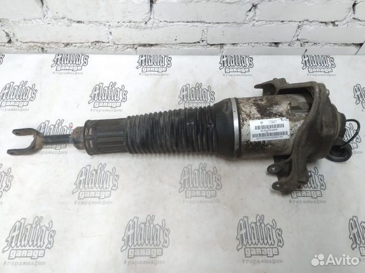 Амортизатор передний левый Porsche Cayenne 955