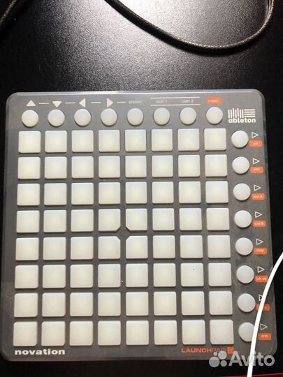 Midi контроллер Launchpad novation