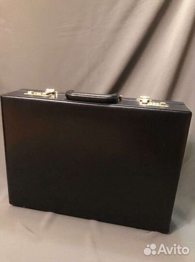 Кейс дипломат мужской кожаный чемодан