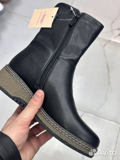 Кожаные сапоги женские демисезонные
