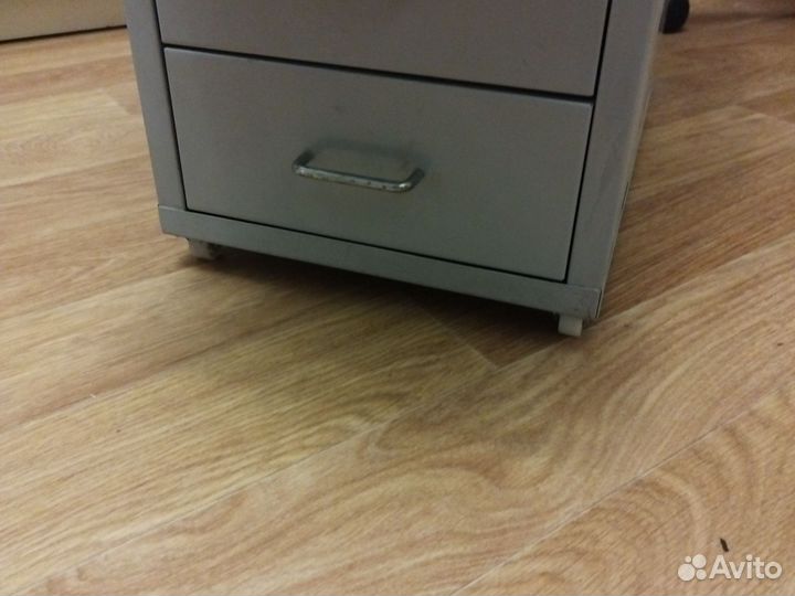 Тумба металлическая с ящиками. хельмер. икеа