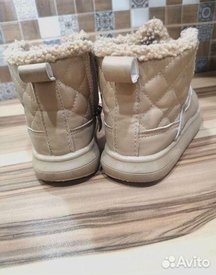 Ботинки демисезонные детские 26-27