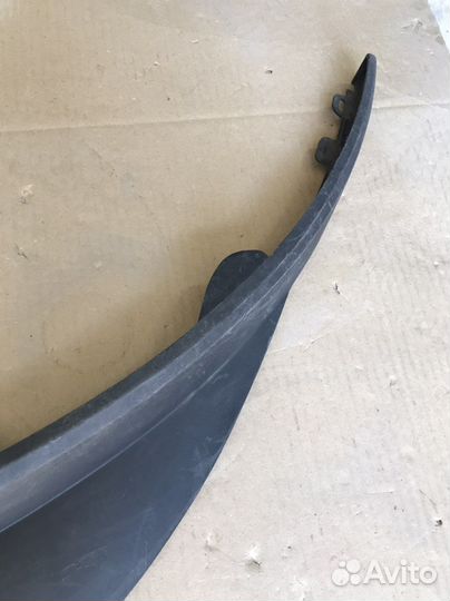 Губа переднего бампера Opel Astra J (3812)