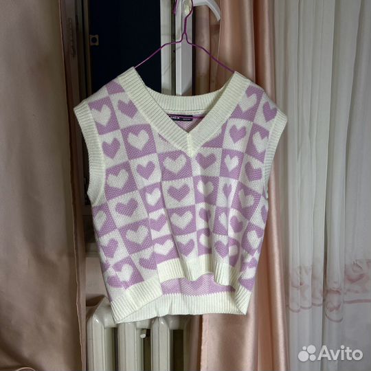 Жилет с сердечками