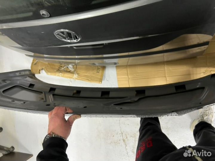 Капот Volkswagen Transporter