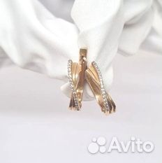 Серьги с синтетическим камнем Золото