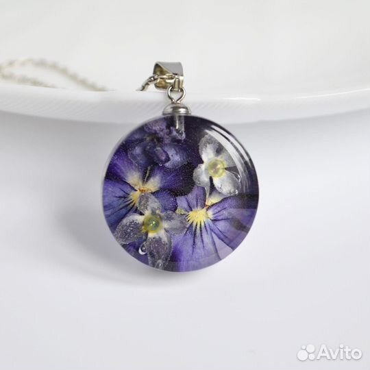 Украшения с цветами на заказ и из наличия