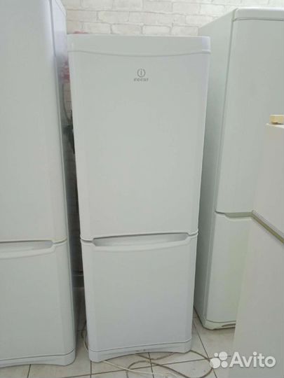 Холодильник Indesit б/у с гарантией
