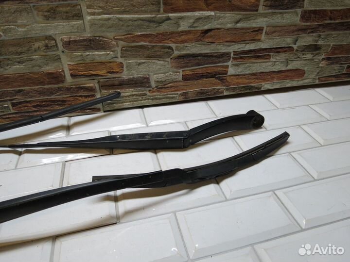 Поводок дворника Hyundai i40 Хендай