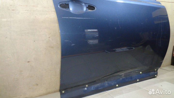 Дверь передняя правая Toyota RAV4 (XA40)