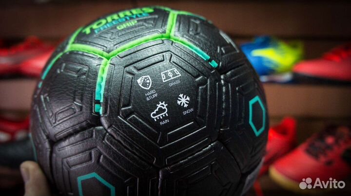 Футбольный мяч Torres Freestyle Grip