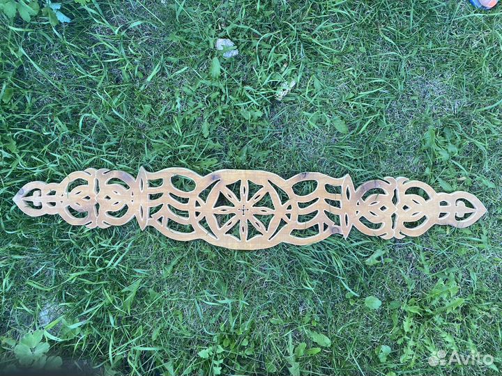 Декоротивные узоры из дерева ручной работы