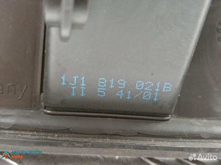 Моторчик печки Volkswagen Golf 4 2001 1J1819021C