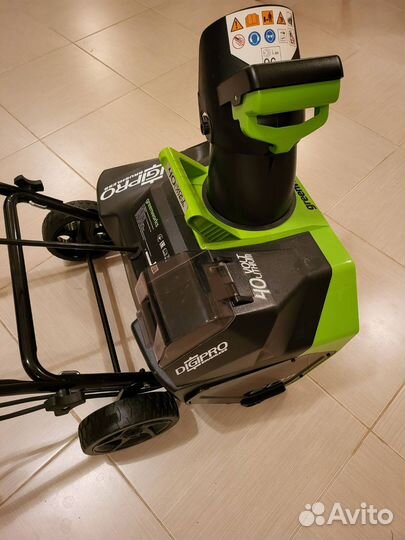 Снегоуборщик аккумуляторный greenworks 40v