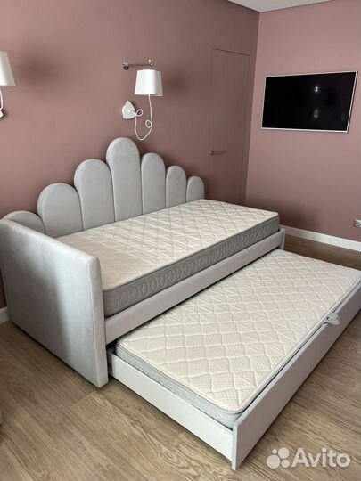 Новый детский диван