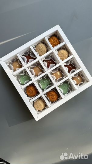 Подарочный набор конфет ручной работы