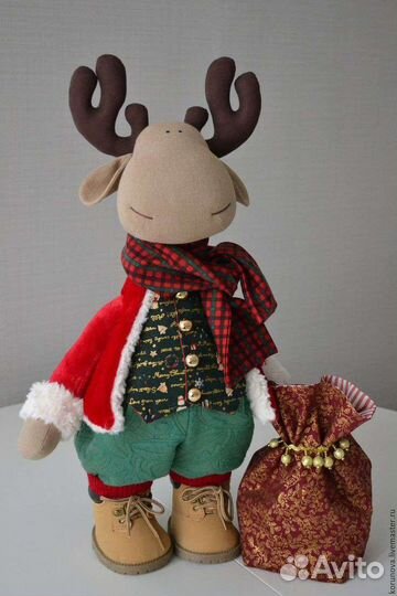 Новогодние интерьерные куклы и игрушки