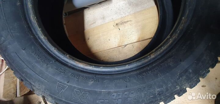 Michelin X-Ice North 4 185/65 R15