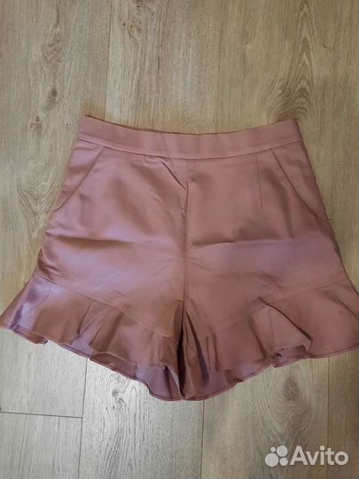 Шорты женские
