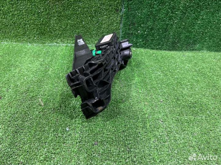 Педаль газа Volkswagen Jetta седан 1.6 2007