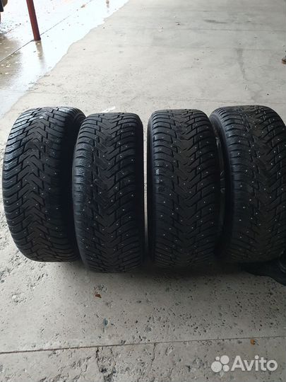 Nokian Tyres Hakkapeliitta 8 SUV 285/60 R18 116T