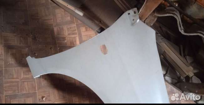 Крыло правое на BYD F3 бид эф3