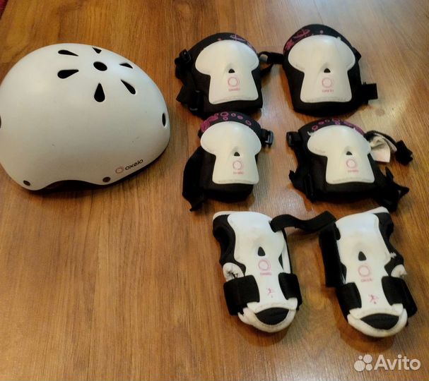 Ролики, шлем и защита для роликов и скейтов