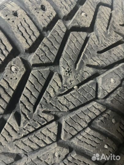 Nokian Tyres Hakkapeliitta 7 215/50 R17 95T