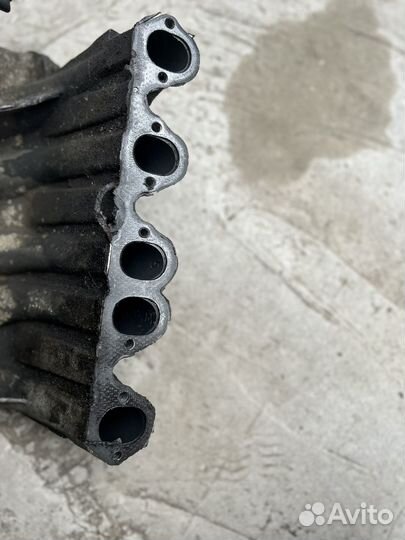 Коллектор на Ауди 100