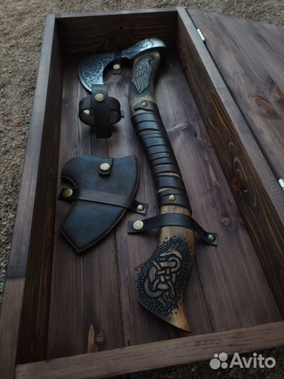 Кованые топоры ручной работы